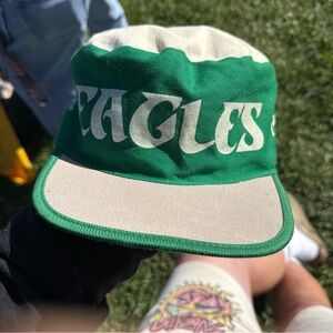 VTG 1980s Kelly Green and Cream Eagles Fan Cap
